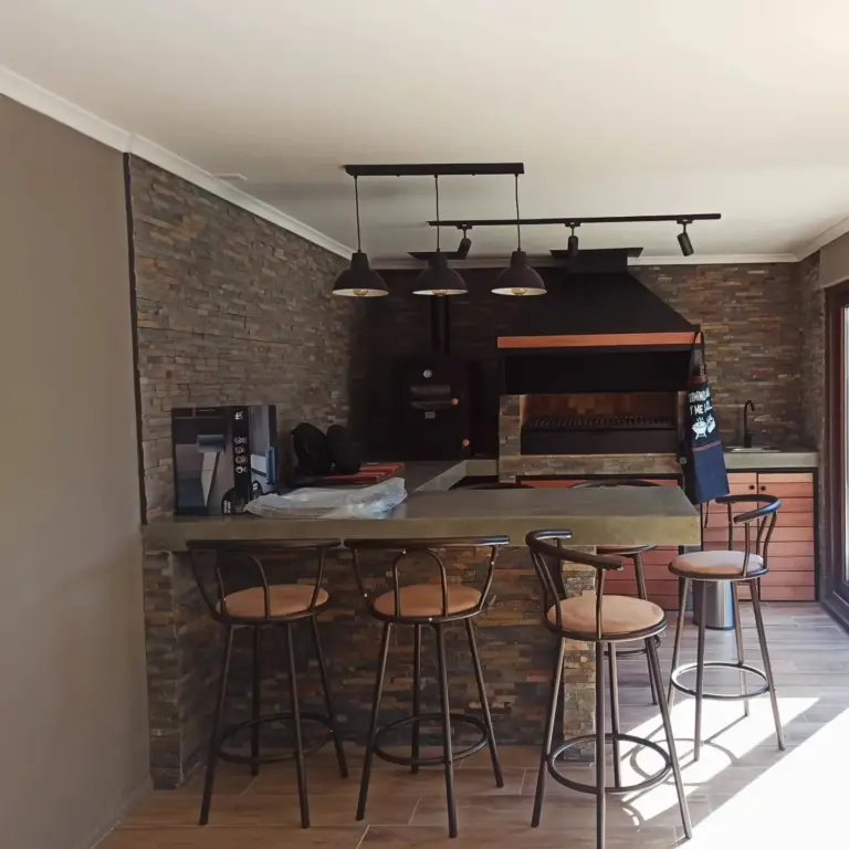 Proyecto de ampliación Terraza y Quincho / San Andrés del Valle. Arquitecto Concepción